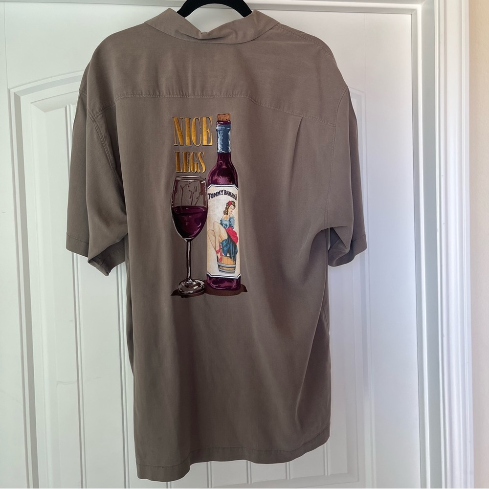 Tommy bahama Men's silk Brown Hawaiian Nice Legs Pin Up Girl Graphic Shirt XL